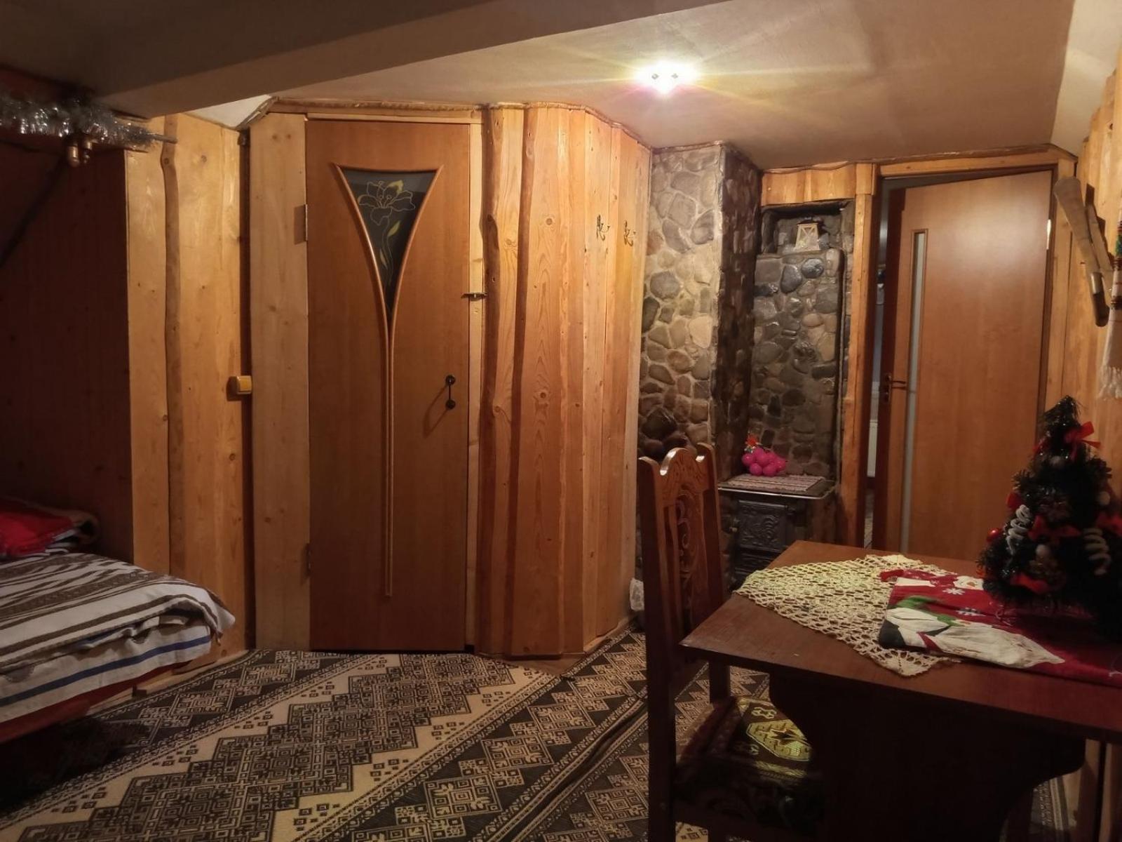 Gostynnyi Dvir U Marichky Hotel Лазещина Екстериор снимка
