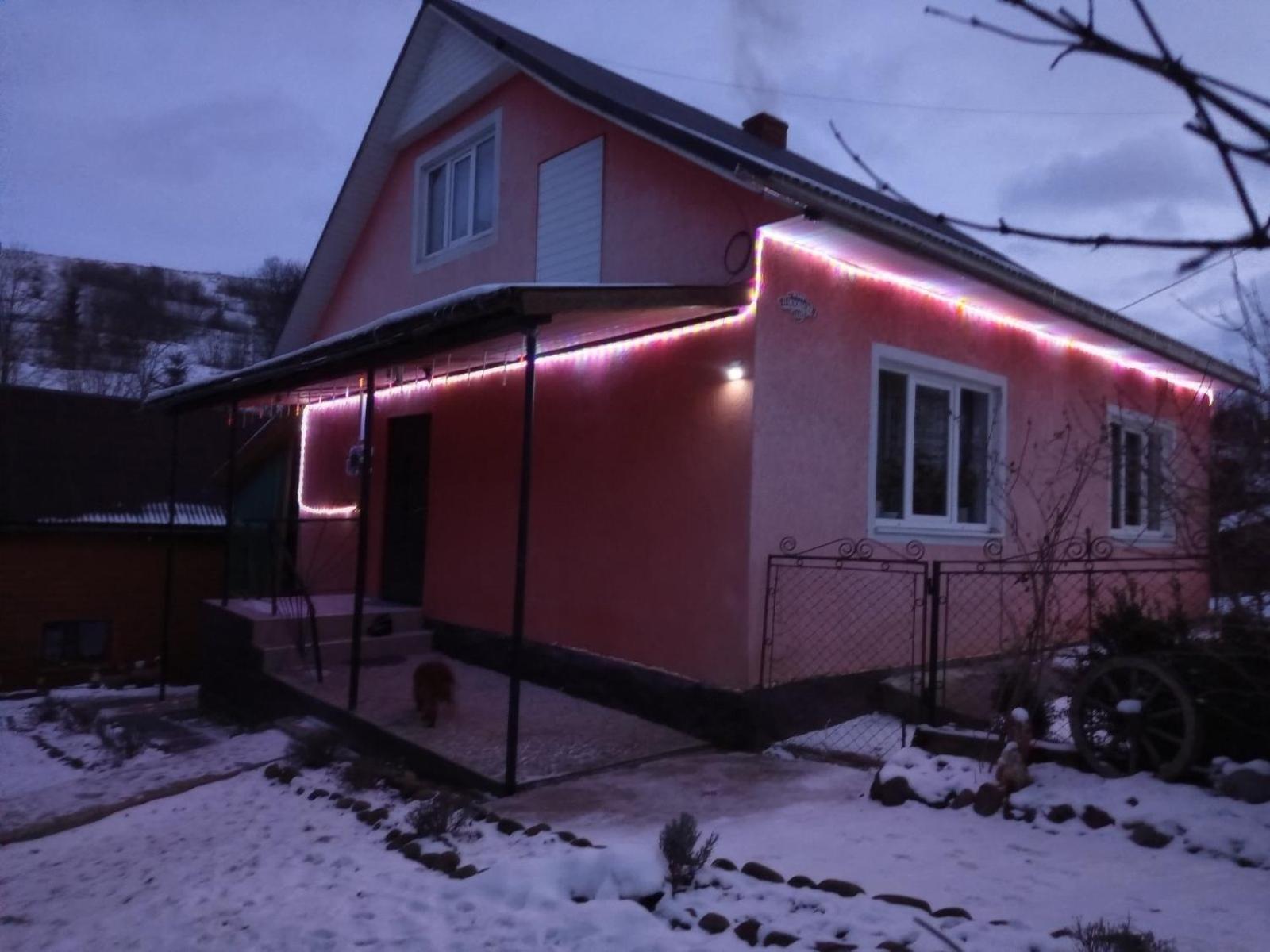 Gostynnyi Dvir U Marichky Hotel Лазещина Екстериор снимка