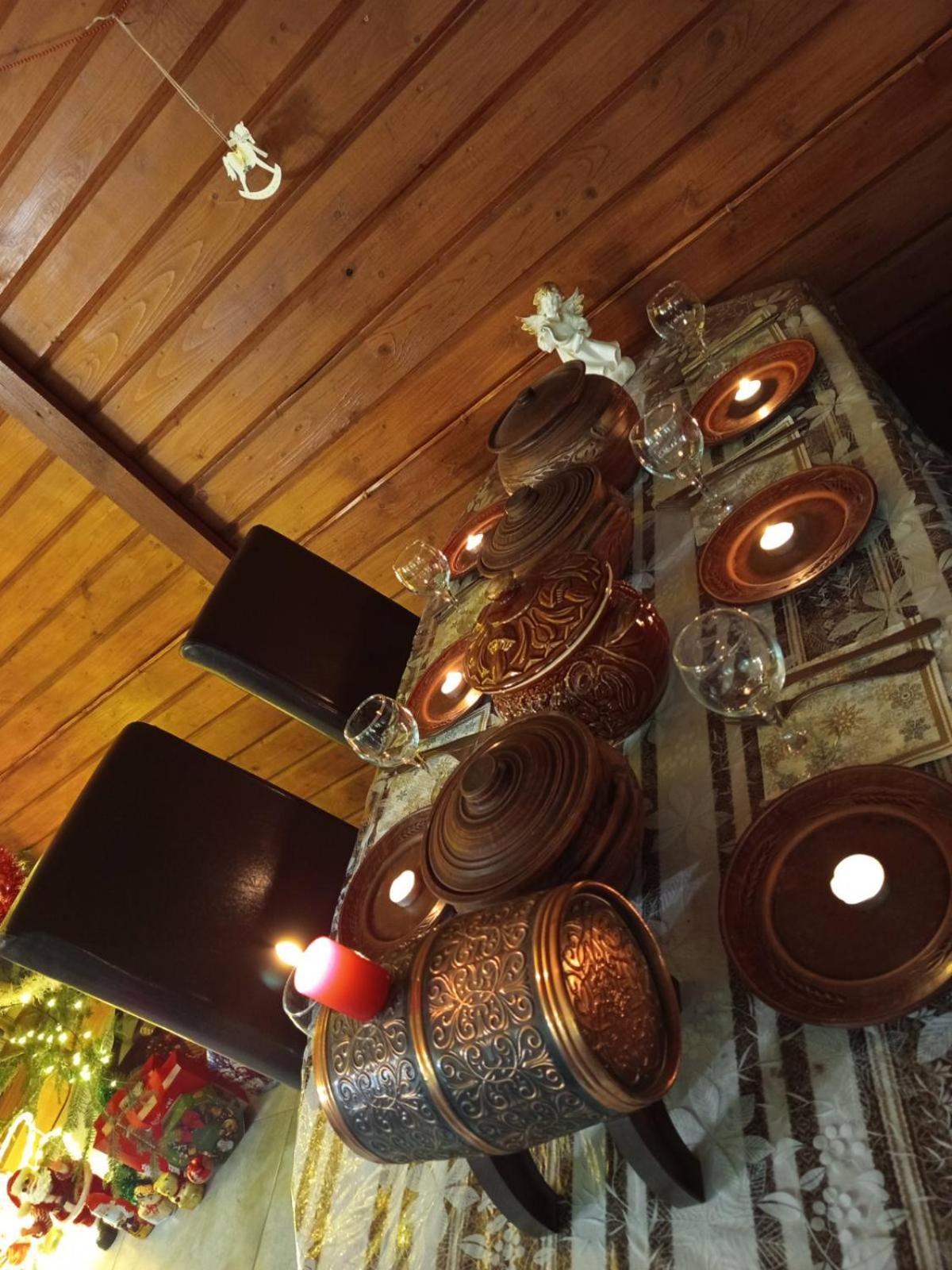 Gostynnyi Dvir U Marichky Hotel Лазещина Екстериор снимка